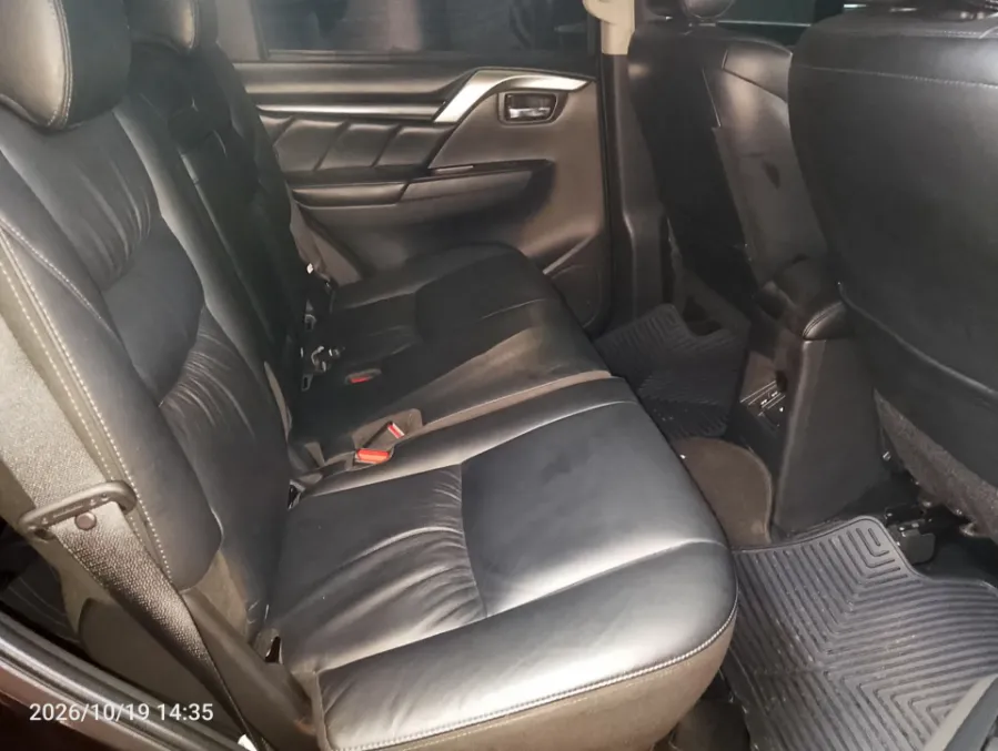 Foto Mobil Bekas Kabin Belakang Mitsubishi Pajero Sport 2.4 Dakar 4X2 tahun 2022