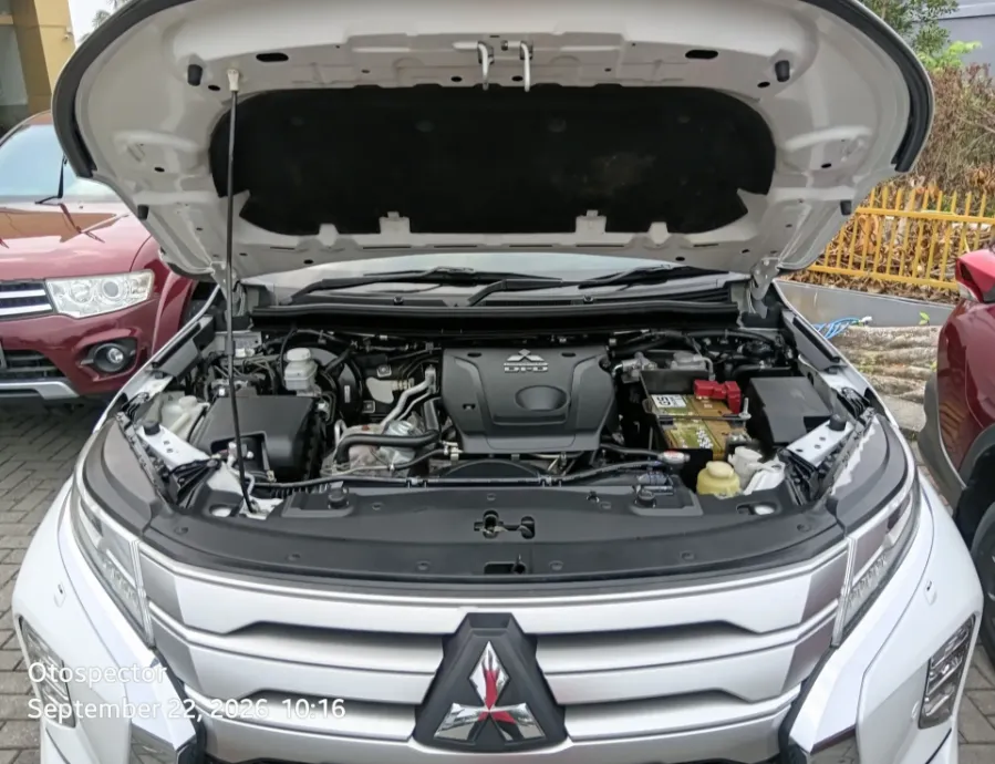 Foto Mobil Bekas Mesin Mitsubishi Pajero Sport 2.4 Dakar 4X2 tahun 2022
