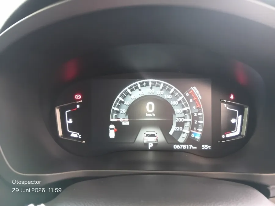 Foto Mobil Bekas Odometer Mitsubishi Pajero Sport 2.4 Dakar 4X2 tahun 2022
