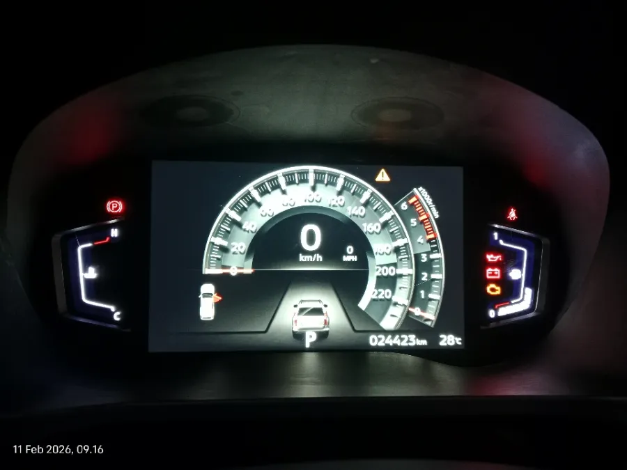 Foto Mobil Bekas Odometer Mitsubishi Pajero Sport 2.4 Dakar 4X2 tahun 2022