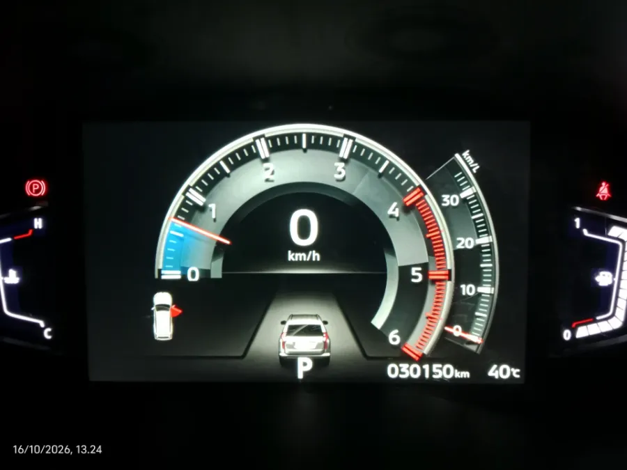Foto Mobil Bekas Odometer Mitsubishi Pajero Sport 2.4 Dakar 4X2 tahun 2022