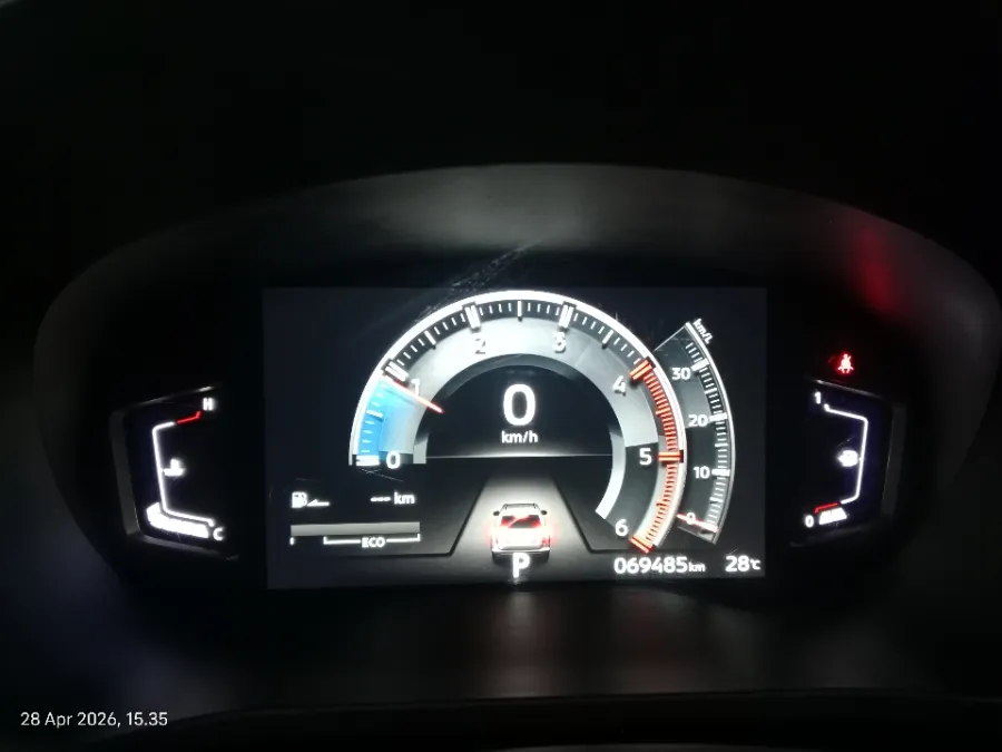 Foto Mobil Bekas Odometer Mitsubishi Pajero Sport 2.4 Dakar 4X2 tahun 2022