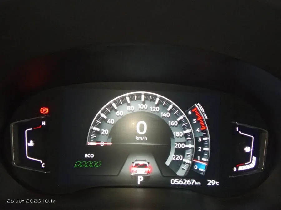 Foto Mobil Bekas Odometer Mitsubishi Pajero Sport 2.4 Dakar 4X2 tahun 2022
