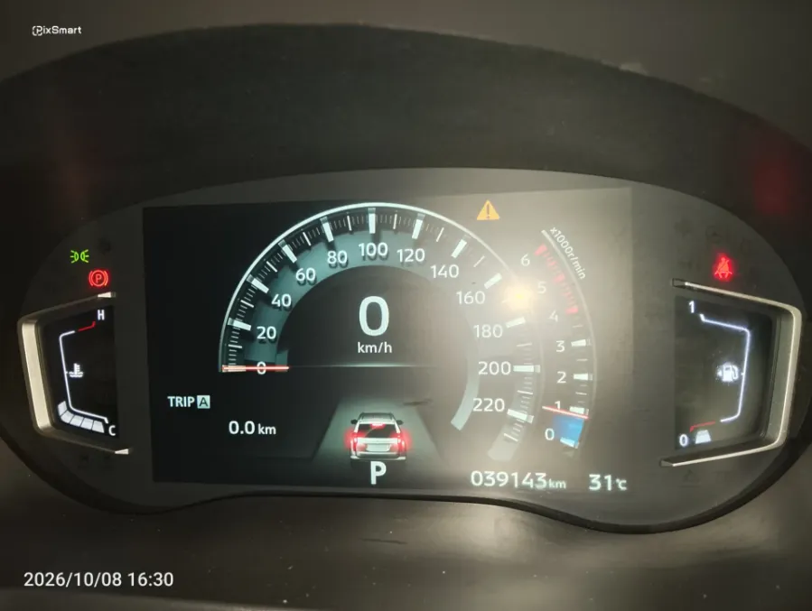 Foto Mobil Bekas Odometer Mitsubishi Pajero Sport 2.4 Dakar 4X2 tahun 2022