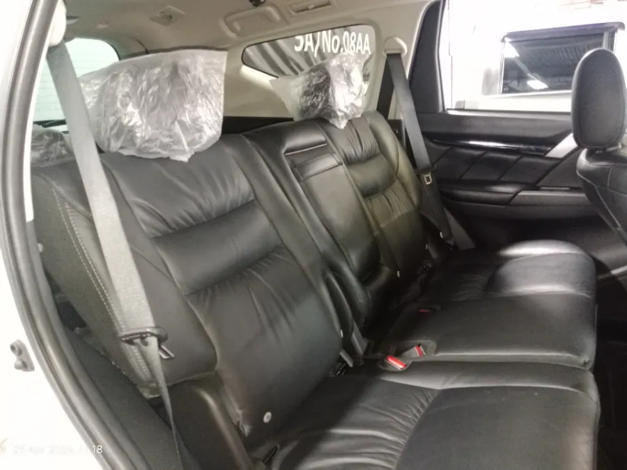 Foto Mobil Bekas Kabin Belakang Mitsubishi Pajero Sport 2.4 Dakar 4X2 tahun 2023