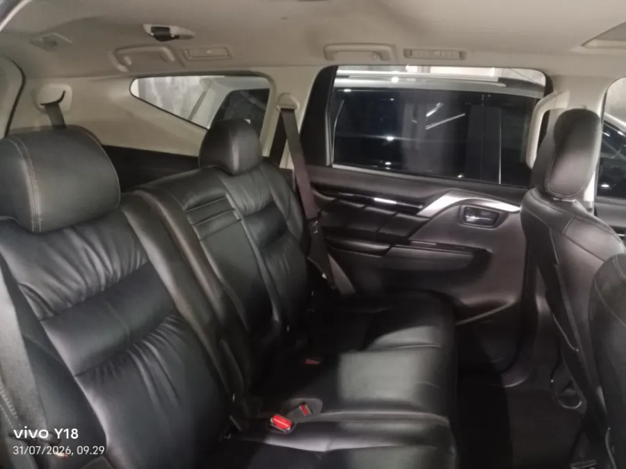 Foto Mobil Bekas Kabin Belakang Mitsubishi Pajero Sport 2.4 Dakar 4X2 tahun 2023