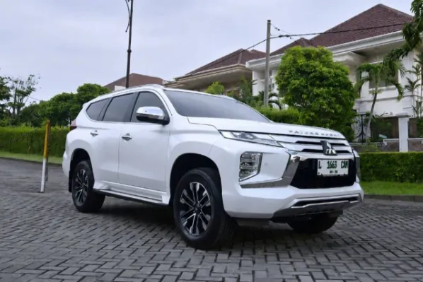 2023 Mitsubishi Pajero Sport 2.4 Dakar 4X2
