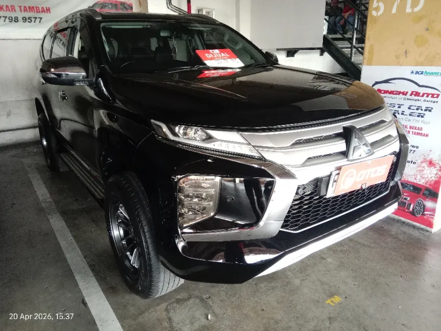 Foto Mobil Bekas Kanan Depan Mitsubishi Pajero Sport 2.4 Dakar 4X2 tahun 2023