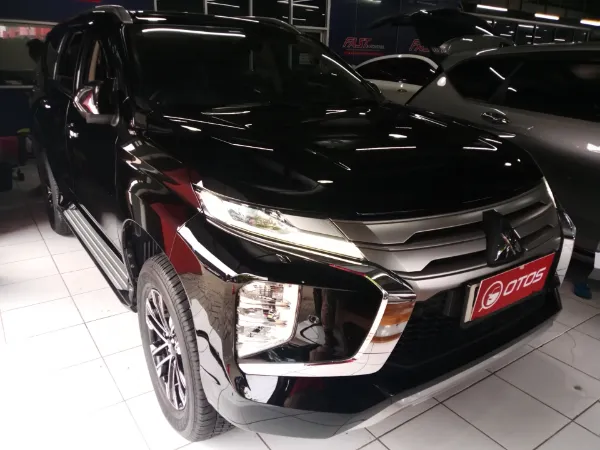 2023 Mitsubishi Pajero Sport 2.4 Dakar 4X2 - Foto 1 dari 6