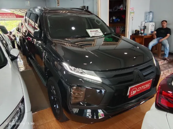 2023 Mitsubishi Pajero Sport 2.4 Dakar 4X2 - Foto 1 dari 6