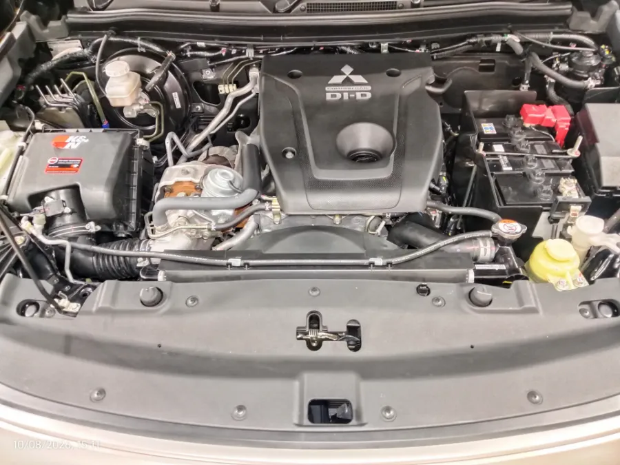 Foto Mobil Bekas Mesin Mitsubishi Pajero Sport 2.4 Dakar 4X2 tahun 2023