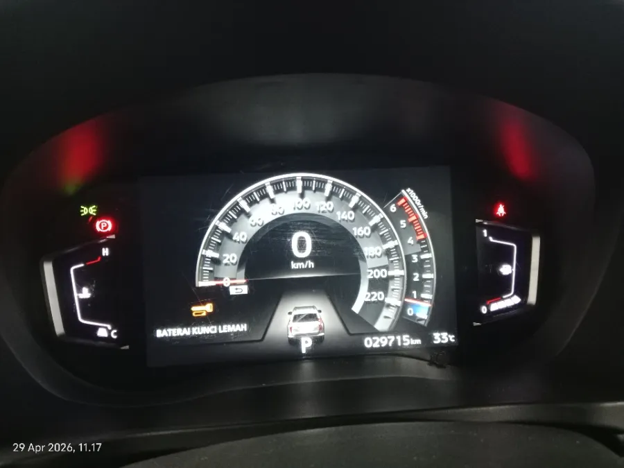 Foto Mobil Bekas Odometer Mitsubishi Pajero Sport 2.4 Dakar 4X2 tahun 2023