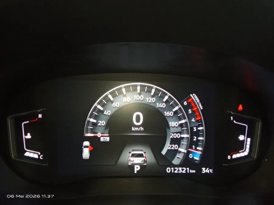 Foto Mobil Bekas Odometer Mitsubishi Pajero Sport 2.4 Dakar 4X2 tahun 2023