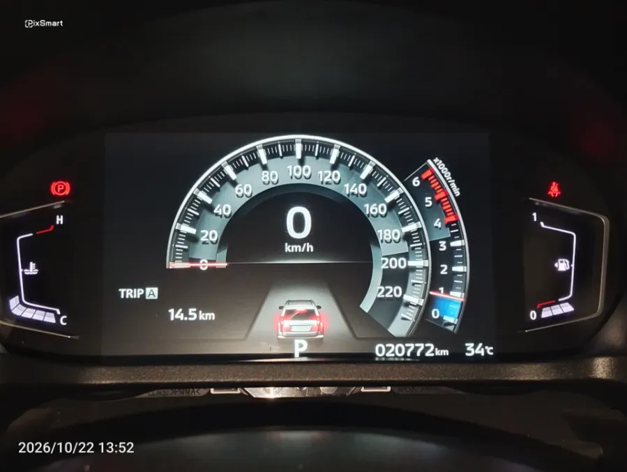Foto Mobil Bekas Odometer Mitsubishi Pajero Sport 2.4 Dakar 4X2 tahun 2023