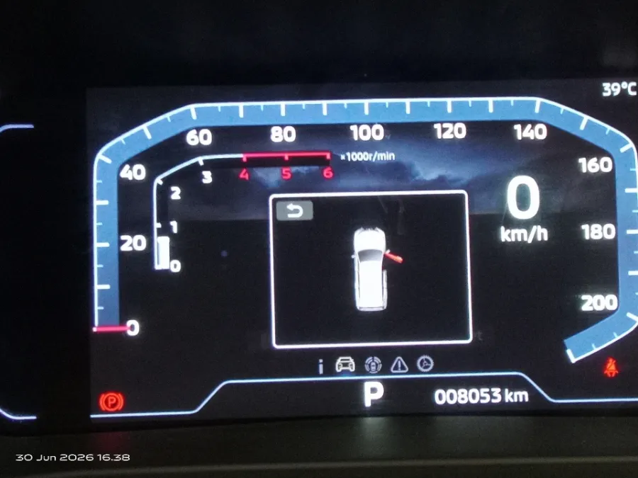 Foto Mobil Bekas Odometer Mitsubishi Pajero Sport 2.4 Dakar 4X2 tahun 2025