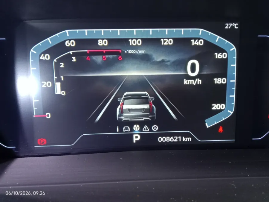 Foto Mobil Bekas Odometer Mitsubishi Pajero Sport 2.4 Dakar 4X2 tahun 2025