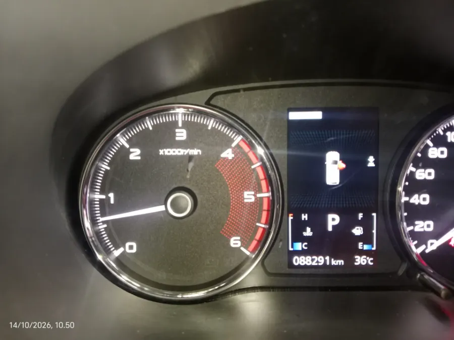Foto Mobil Bekas Odometer Mitsubishi Pajero Sport 2.4 Dakar 4X4 tahun 2019