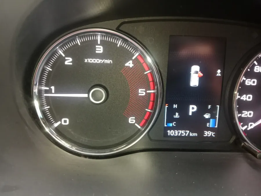 Foto Mobil Bekas Odometer Mitsubishi Pajero Sport 2.4 Dakar Ultimate tahun 2018
