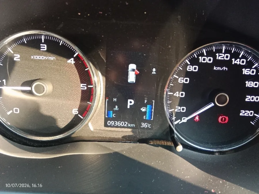 Foto Mobil Bekas Odometer Mitsubishi Pajero Sport 2.4 Dakar Ultimate tahun 2018