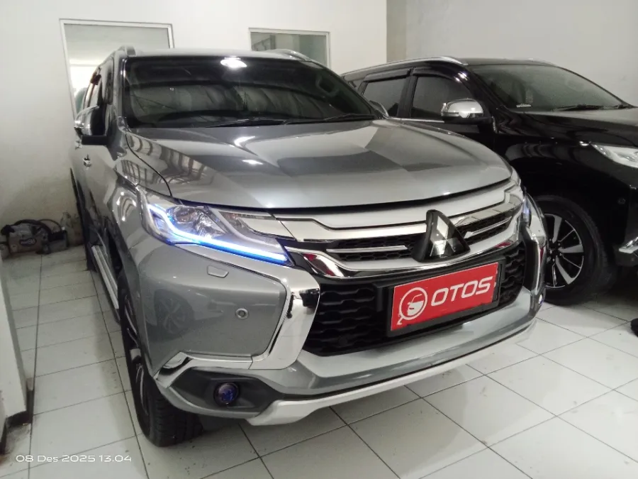 Foto Mobil Bekas Kanan Depan Mitsubishi Pajero Sport 2.4 Dakar Ultimate tahun 2019