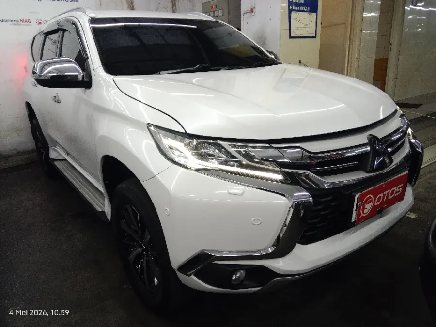 Foto Mobil Bekas Kanan Depan Mitsubishi Pajero Sport 2.4 Dakar Ultimate tahun 2019