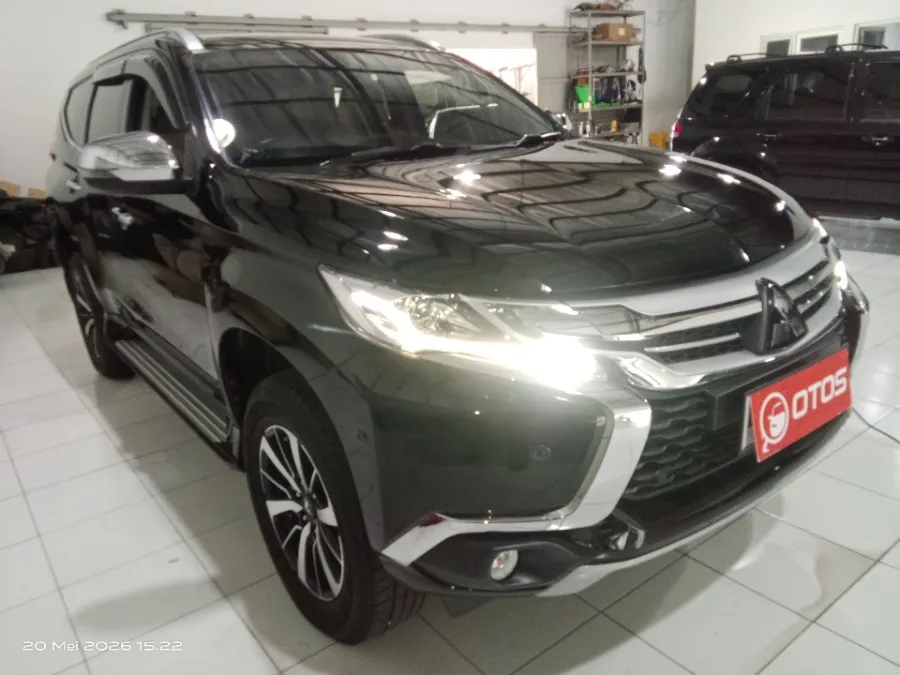 Foto Mobil Bekas Kanan Depan Mitsubishi Pajero Sport 2.4 Dakar Ultimate tahun 2019