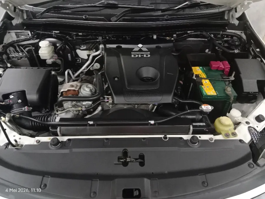 Foto Mobil Bekas Mesin Mitsubishi Pajero Sport 2.4 Dakar Ultimate tahun 2019