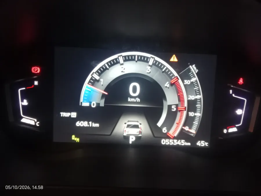 Foto Mobil Bekas Odometer Mitsubishi Pajero Sport 2.4 Dakar Ultimate tahun 2021