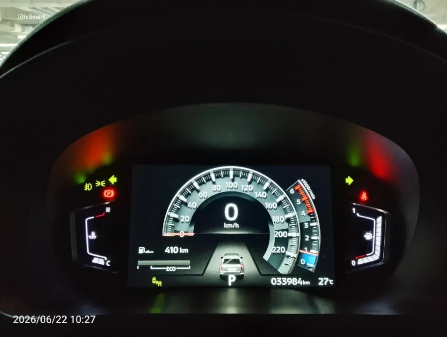 Foto Mobil Bekas Odometer Mitsubishi Pajero Sport 2.4 Dakar Ultimate tahun 2022