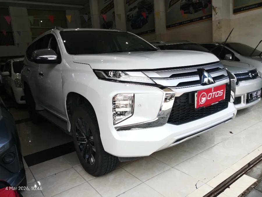 Foto Mobil Bekas Kanan Depan Mitsubishi Pajero Sport 2.4 Dakar Ultimate tahun 2023