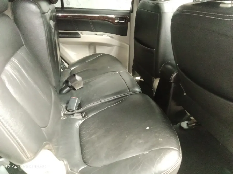 Foto Mobil Bekas Kabin Belakang Mitsubishi Pajero Sport 2.5 tahun 2012