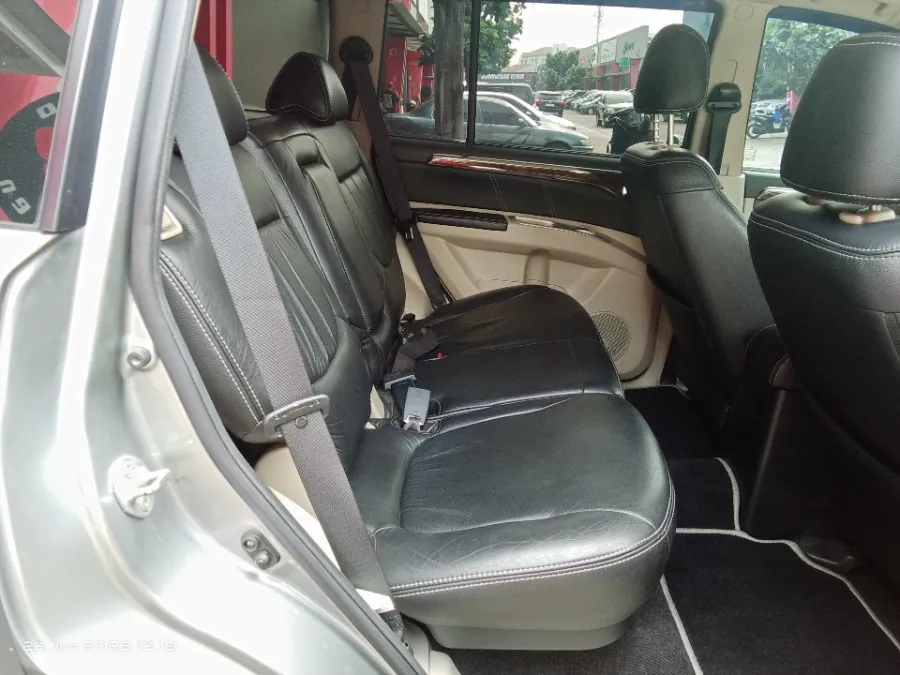Foto Mobil Bekas Kabin Belakang Mitsubishi Pajero Sport 2.5 tahun 2014
