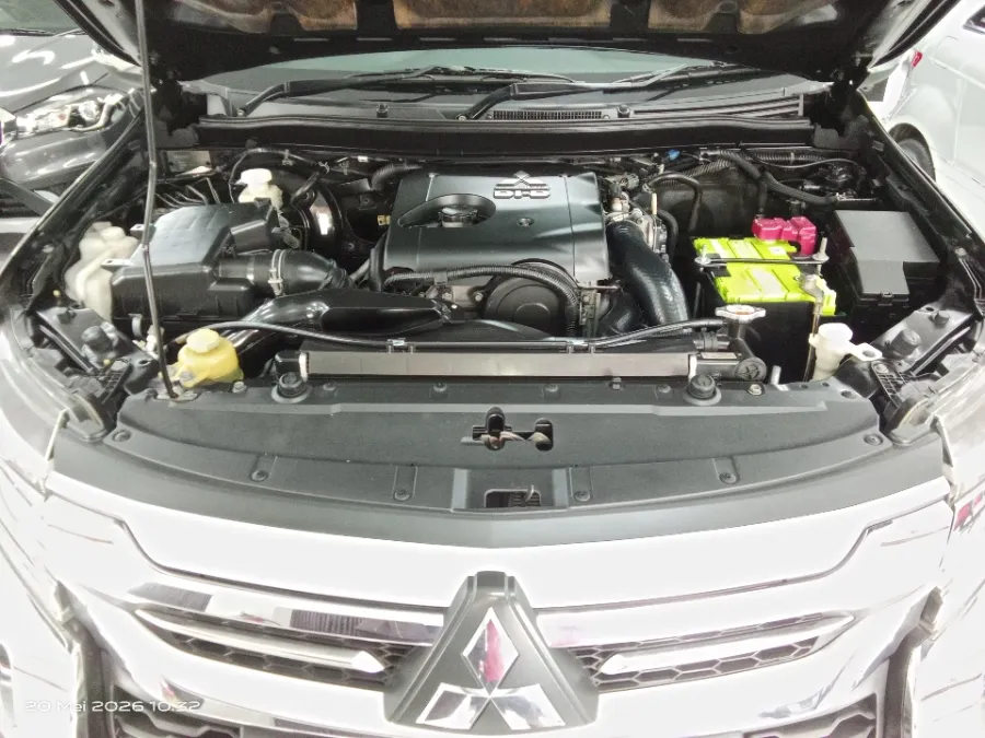 Foto Mobil Bekas Mesin Mitsubishi Pajero Sport 2.5 Exceed 4X2 tahun 2016