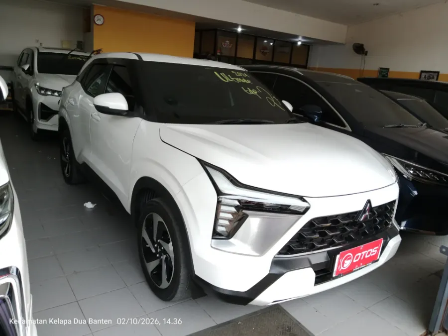 Foto Mobil Bekas Kanan Depan Mitsubishi XForce 1.5 Ultimate tahun 2024