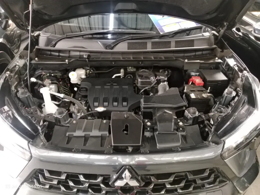 Foto Mobil Bekas Mesin Mitsubishi XForce 1.5 Ultimate tahun 2024