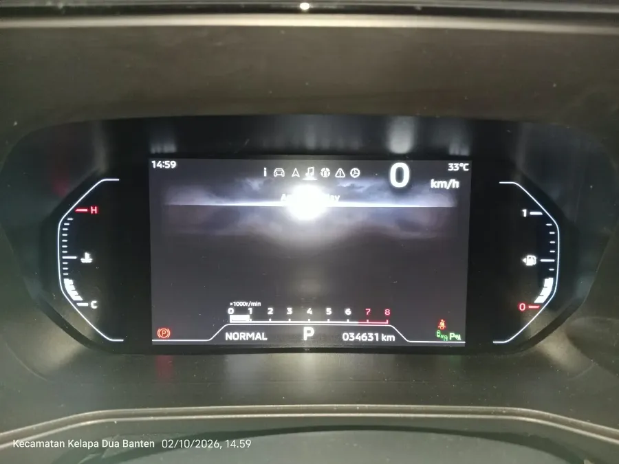 Foto Mobil Bekas Odometer Mitsubishi XForce 1.5 Ultimate tahun 2024