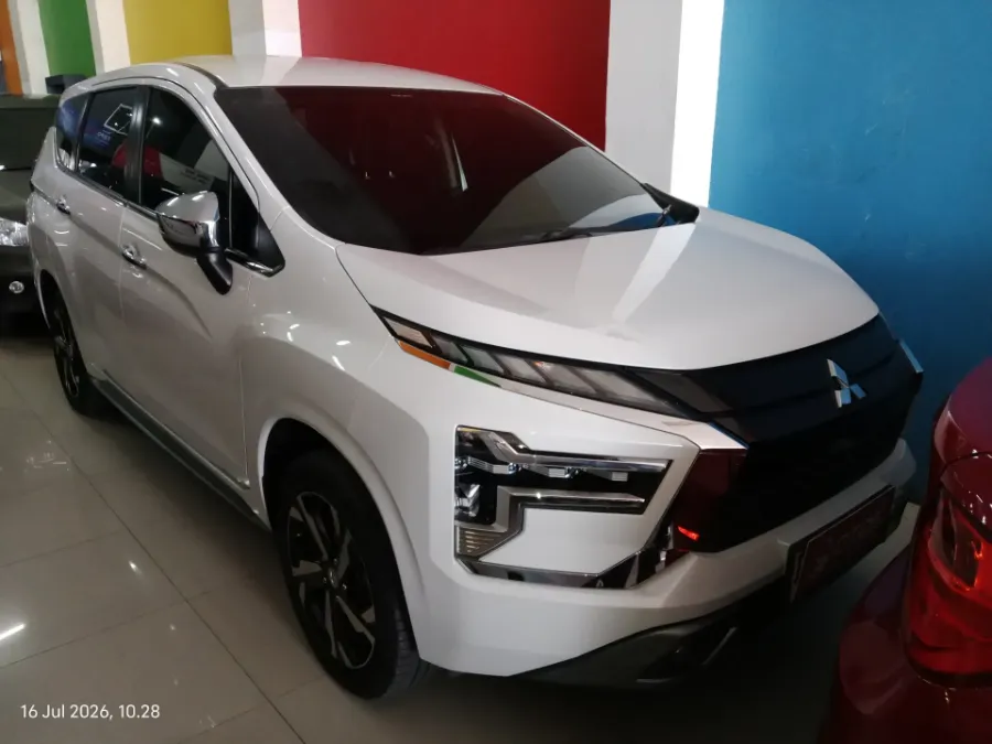 Foto Mobil Bekas Kanan Depan Mitsubishi Xpander 1.5 tahun 2023