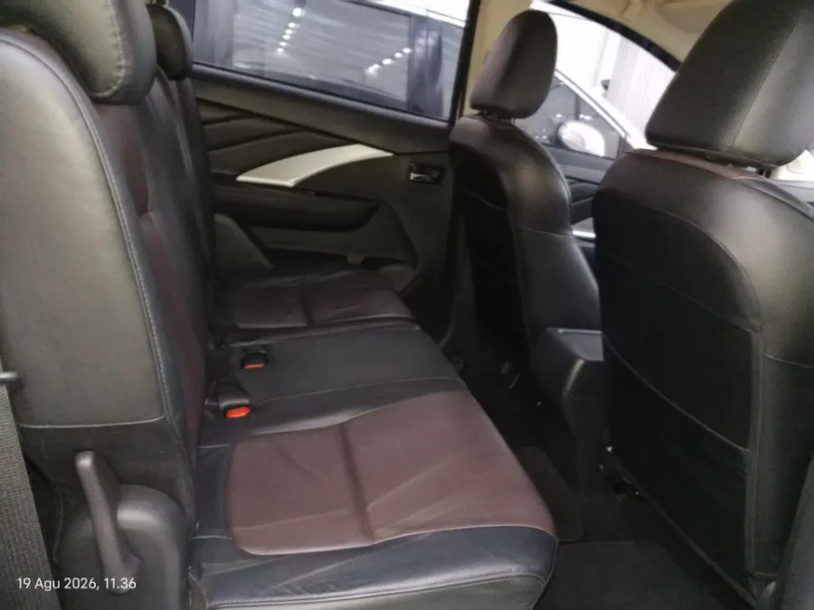 Foto Mobil Bekas Kabin Belakang Mitsubishi Xpander 1.5 Cross tahun 2020