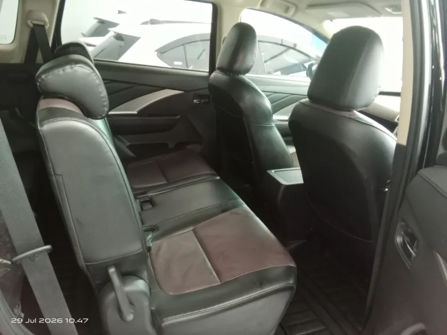 Foto Mobil Bekas Kabin Belakang Mitsubishi Xpander 1.5 Cross tahun 2021