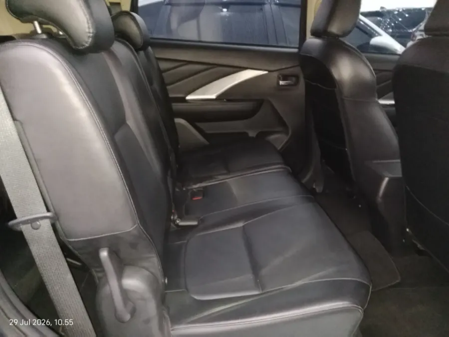 Foto Mobil Bekas Kabin Belakang Mitsubishi Xpander 1.5 Cross tahun 2021