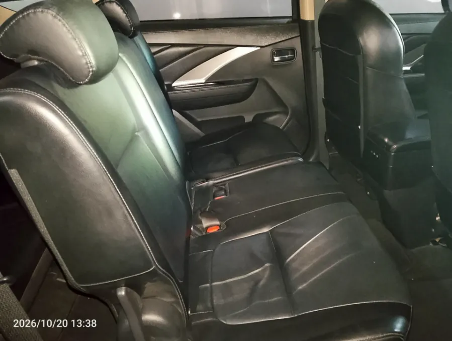 Foto Mobil Bekas Kabin Belakang Mitsubishi Xpander 1.5 Cross tahun 2021