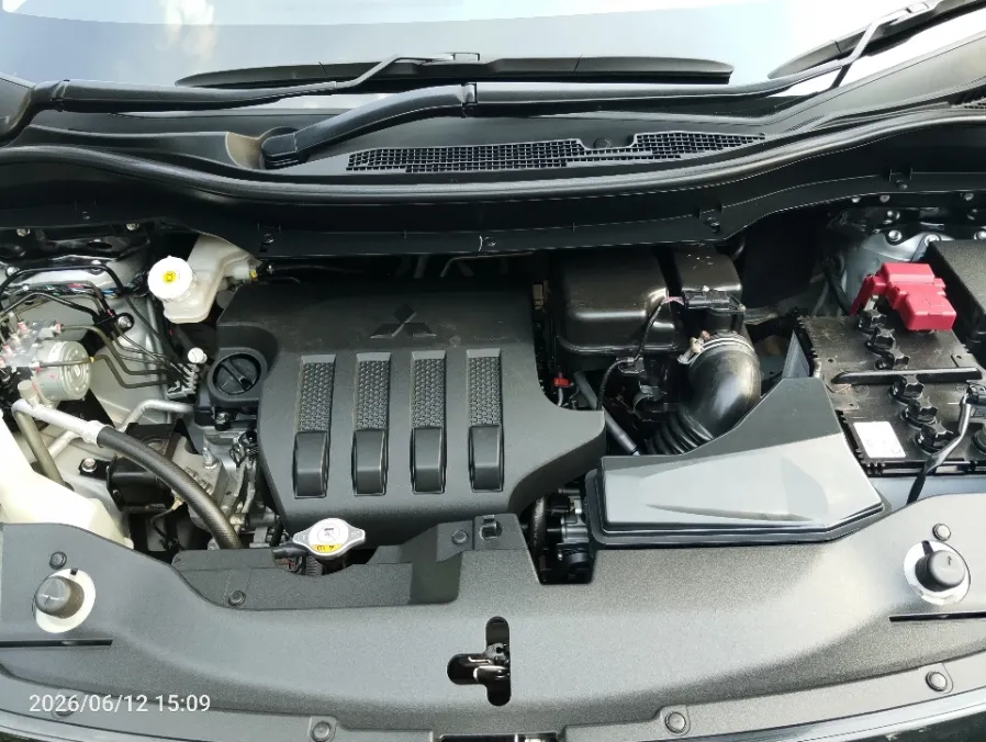 Foto Mobil Bekas Mesin Mitsubishi Xpander 1.5 Cross tahun 2021