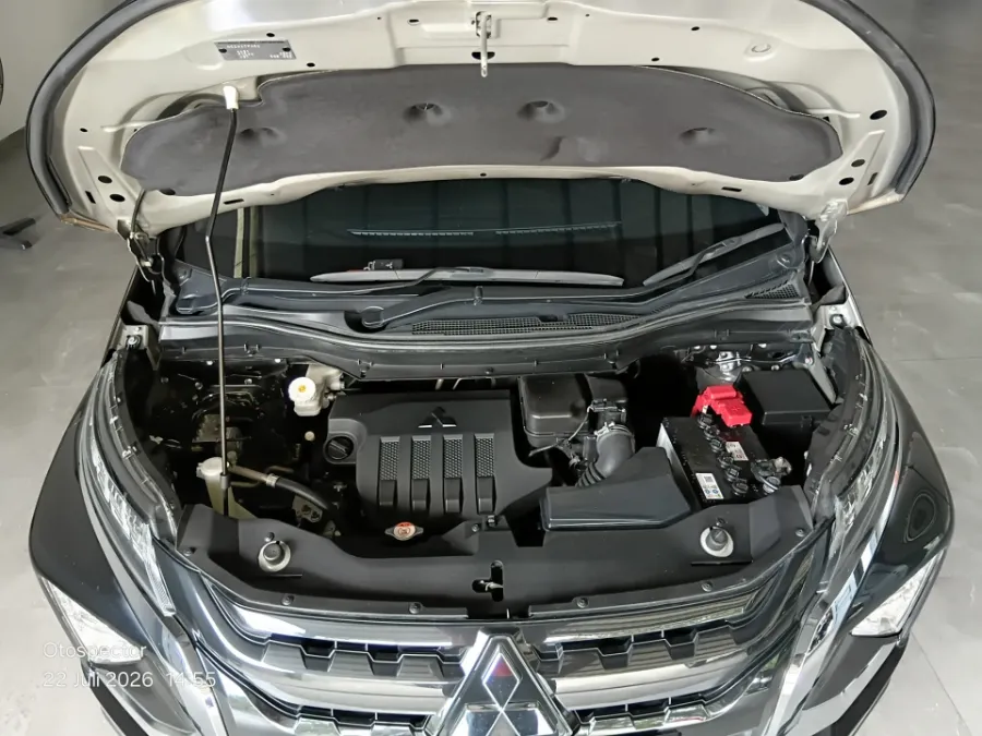 Foto Mobil Bekas Mesin Mitsubishi Xpander 1.5 Cross tahun 2021