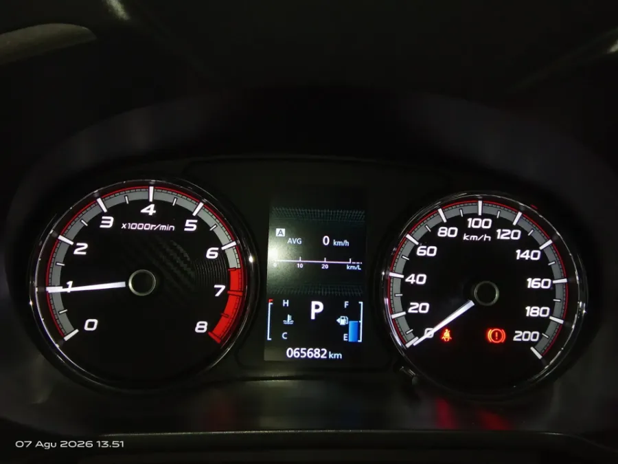 Foto Mobil Bekas Odometer Mitsubishi Xpander 1.5 Cross tahun 2021