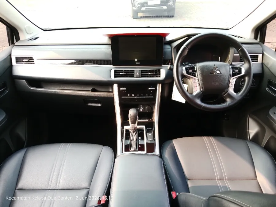 Foto Mobil Bekas Dashboard Mitsubishi Xpander 1.5 Cross tahun 2022