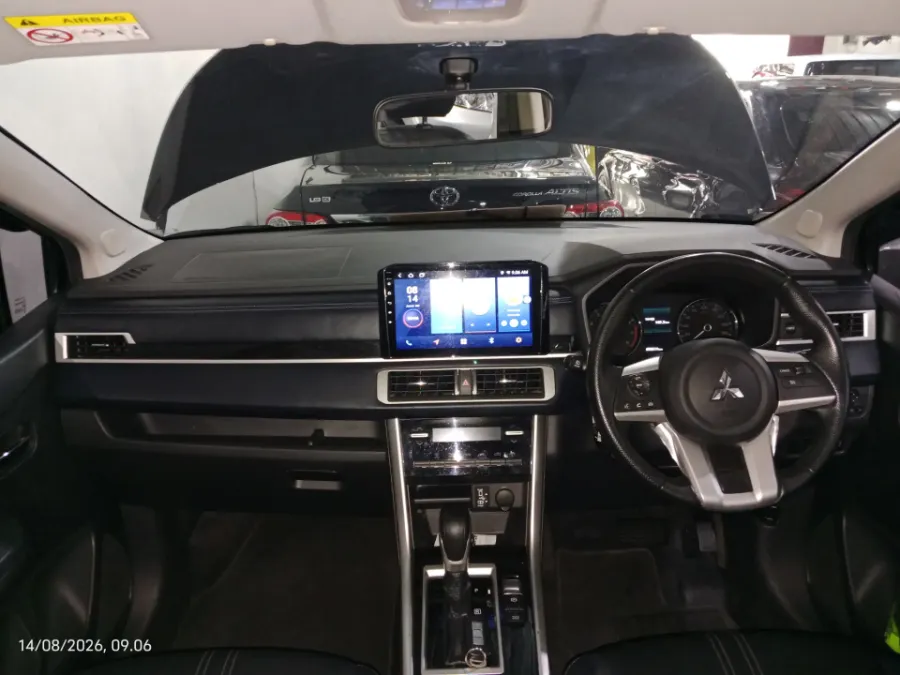 Foto Mobil Bekas Dashboard Mitsubishi Xpander 1.5 Cross tahun 2022