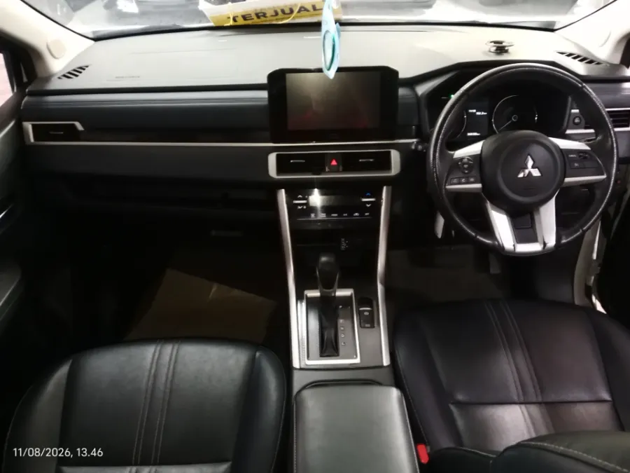 Foto Mobil Bekas Dashboard Mitsubishi Xpander 1.5 Cross tahun 2022