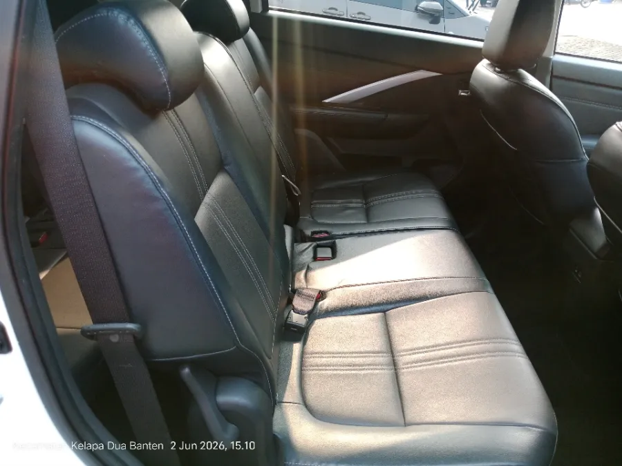 Foto Mobil Bekas Kabin Belakang Mitsubishi Xpander 1.5 Cross tahun 2022