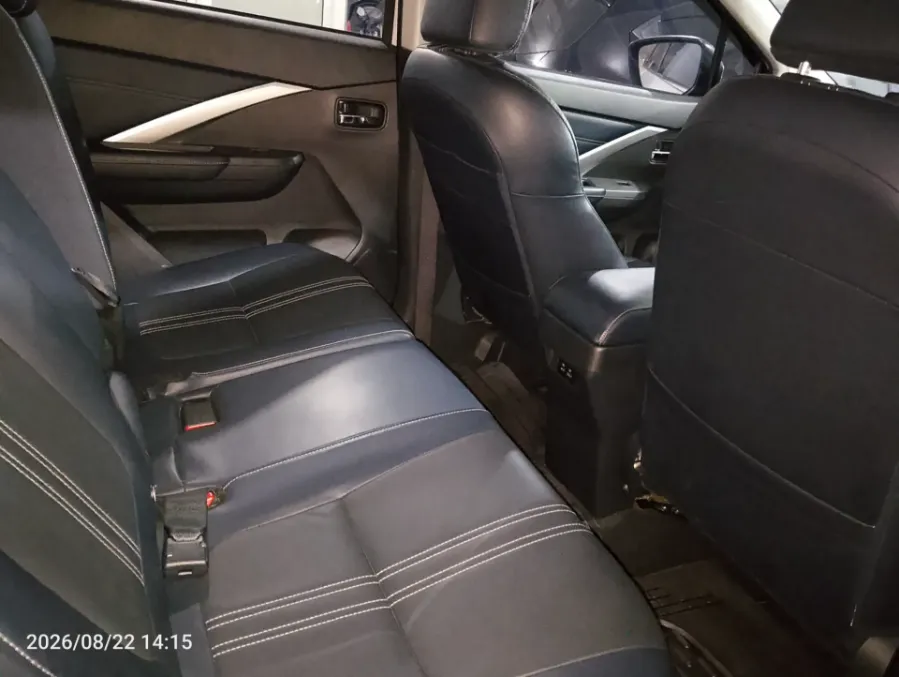 Foto Mobil Bekas Kabin Belakang Mitsubishi Xpander 1.5 Cross tahun 2022