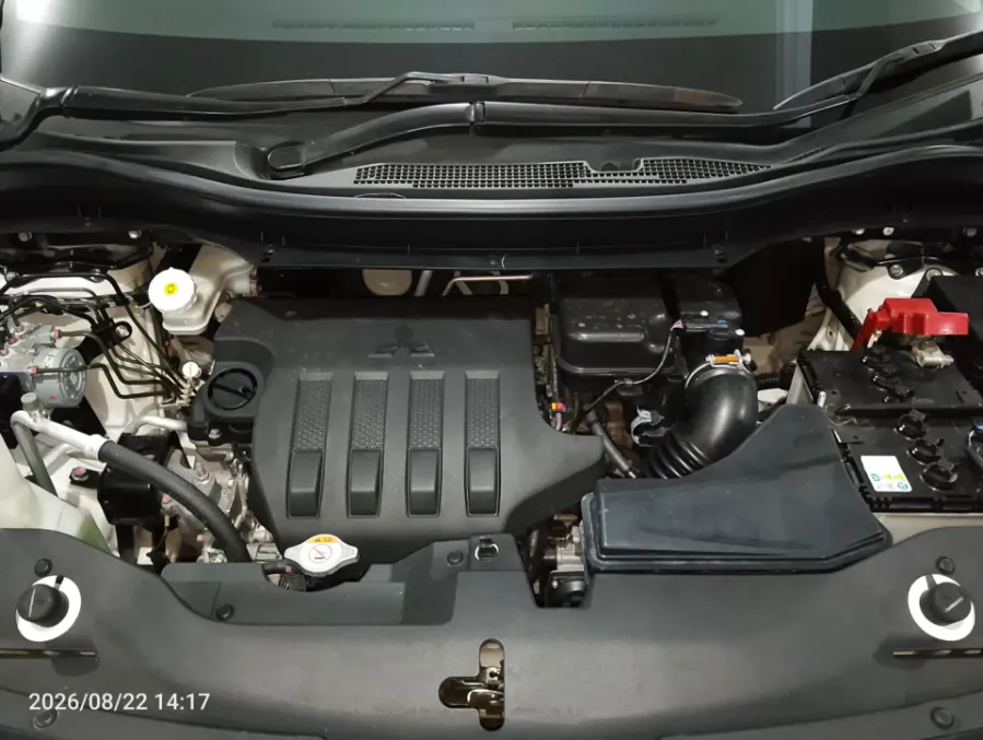 Foto Mobil Bekas Mesin Mitsubishi Xpander 1.5 Cross tahun 2022